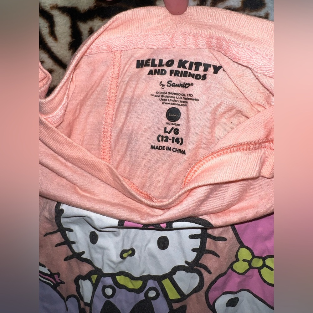Hello Kitty Pajama Set - Picture 3 of 7